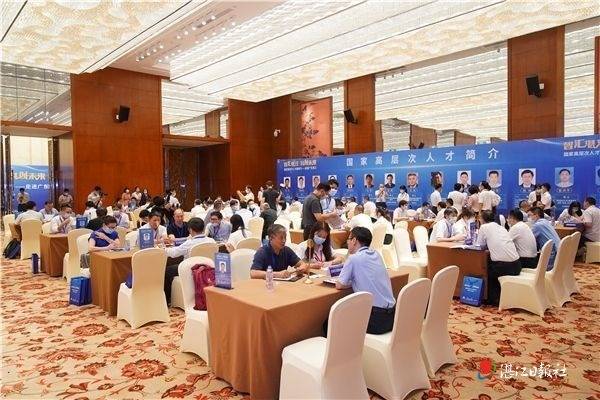 “2021年国家高层次人才服务行——走进广东湛江活动”在湛江举行。 湛江市人社局 供图