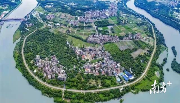 白云区将依托帽峰山、流溪湾、云溪湾、巴江河四大特色都市农业带,发展现代都市农业。图为省级新农村示范片米岗村。