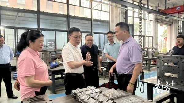 安排组工干部深度参与招商引资。通讯员供图